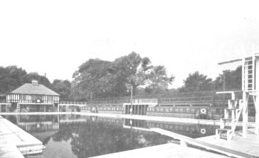 Lister Park Lido
